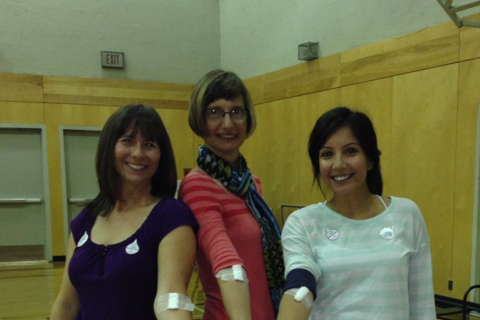 Grandview Corners Dental and Wellness Centre Donates Blood